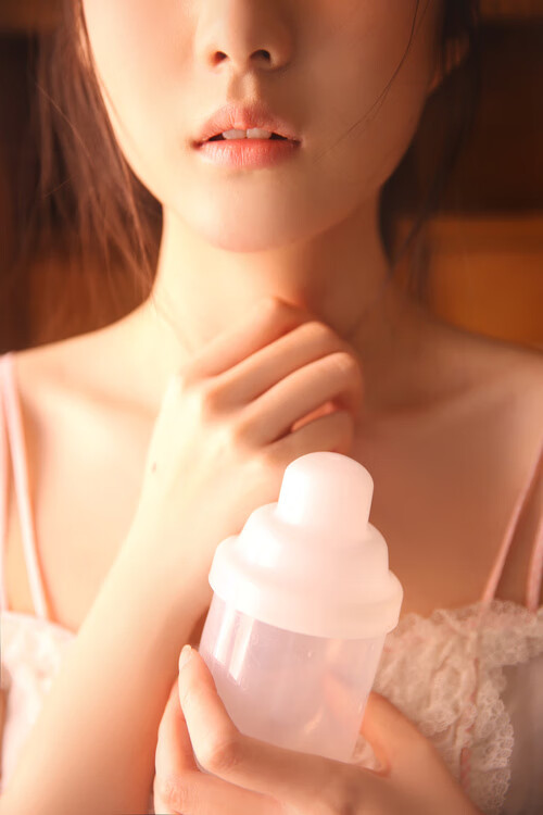 球队是否围绕场地空间变化设定多套推进策略，分析球队状态从哪里入手