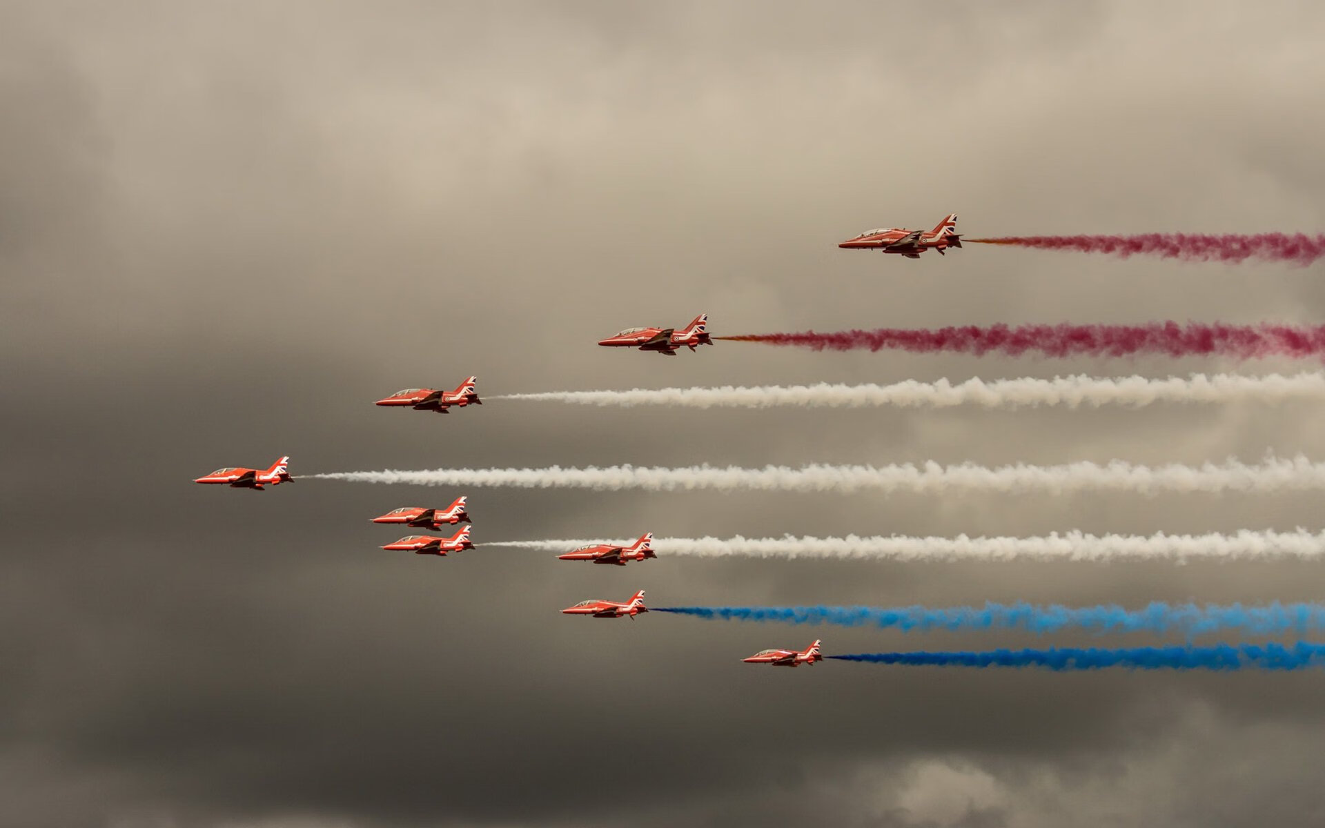 火箭组织全队阅读会增强队内沟通能力,火箭队内训练视频