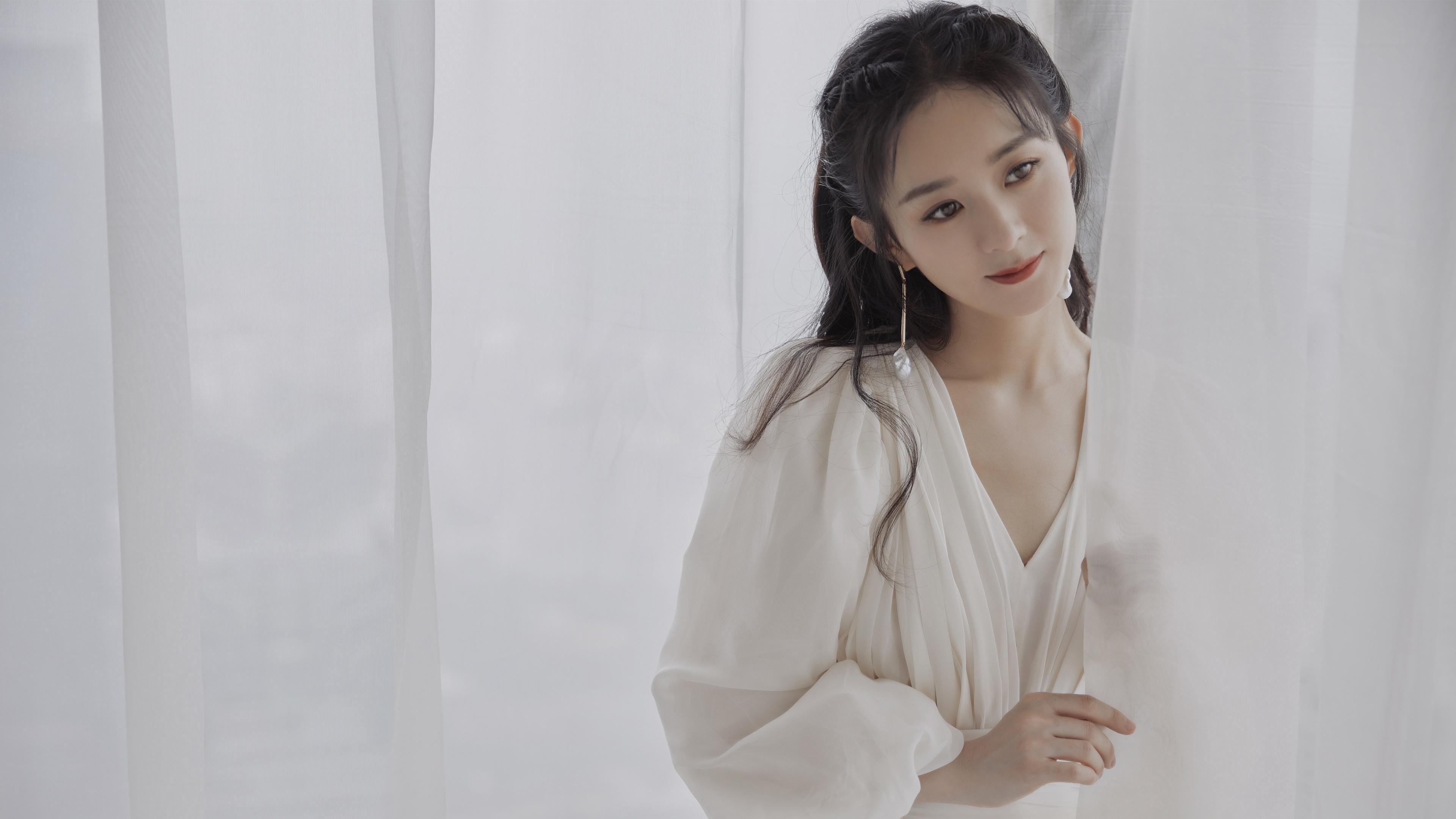 训练营阶段结束主教练对队员表现进行全面总结评估，训练营的教练一个月能挣多少